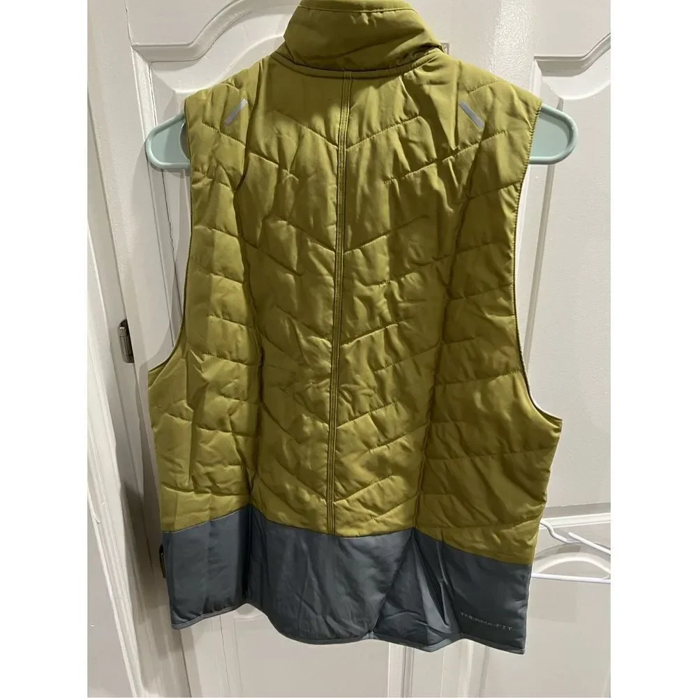 Nike Therma-FIT Repel Synthetic Fill Running Vest Men’s SZ M DD5647-379 NWT $100